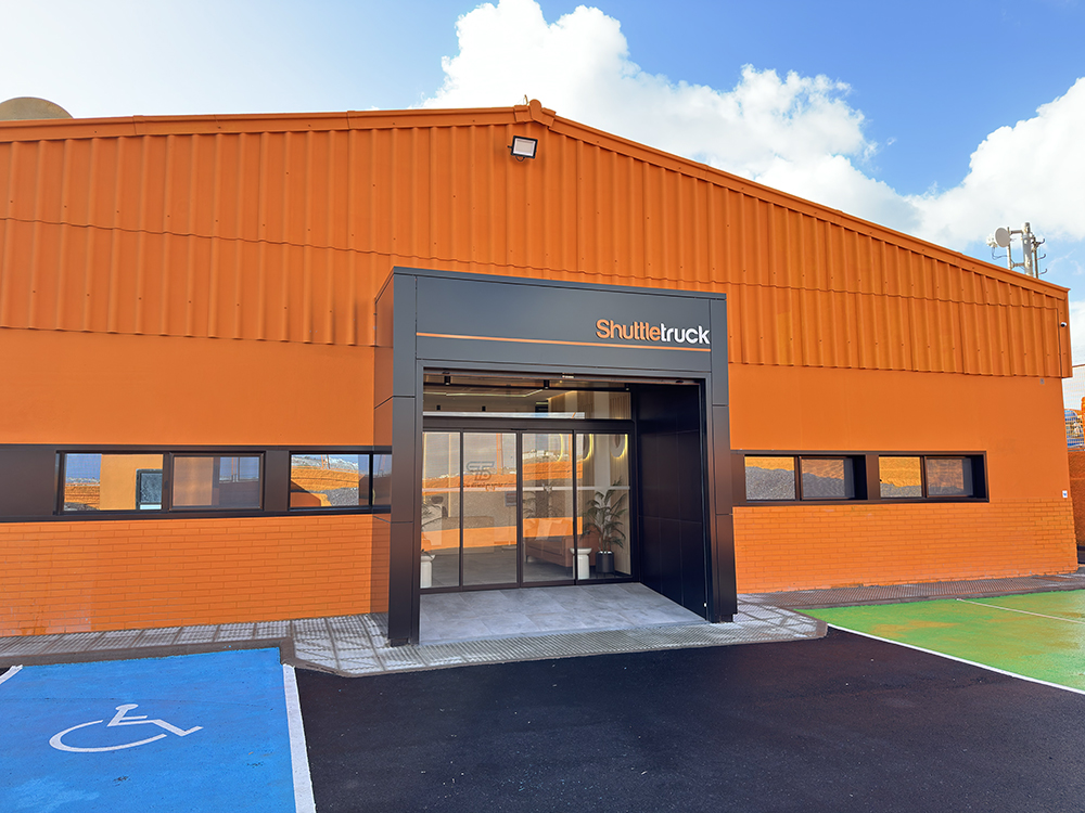 Shuttletruck estrena nuevas oficinas en Ojos de Garza