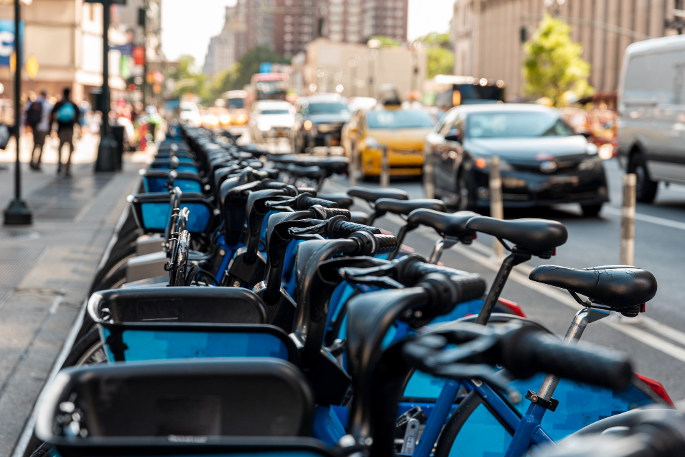 Canarias avanza hacia la movilidad del futuro con la hoja de ruta que definirá el transporte de las próximas tres décadas